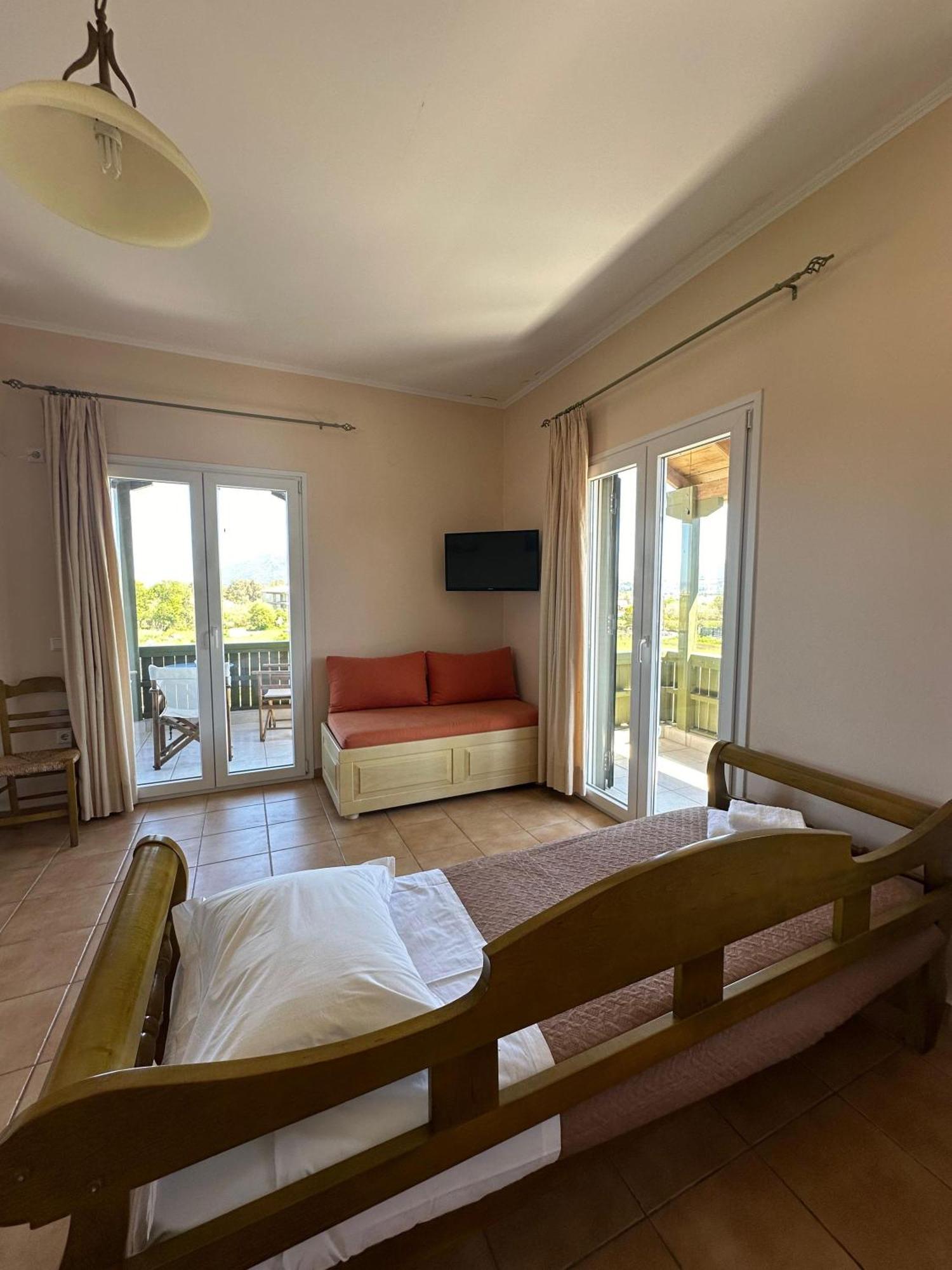 Porto Nirikos Lefkada - Private Parking Apartment Ngoại thất bức ảnh